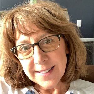 Meet your Posher, Debra